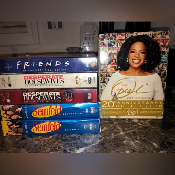 DVD SITCOM LOT + “ 20th Anniversary of Best of Oprah as Free Gift! 6 DVD SETS!!! - Picture 3 of 4
